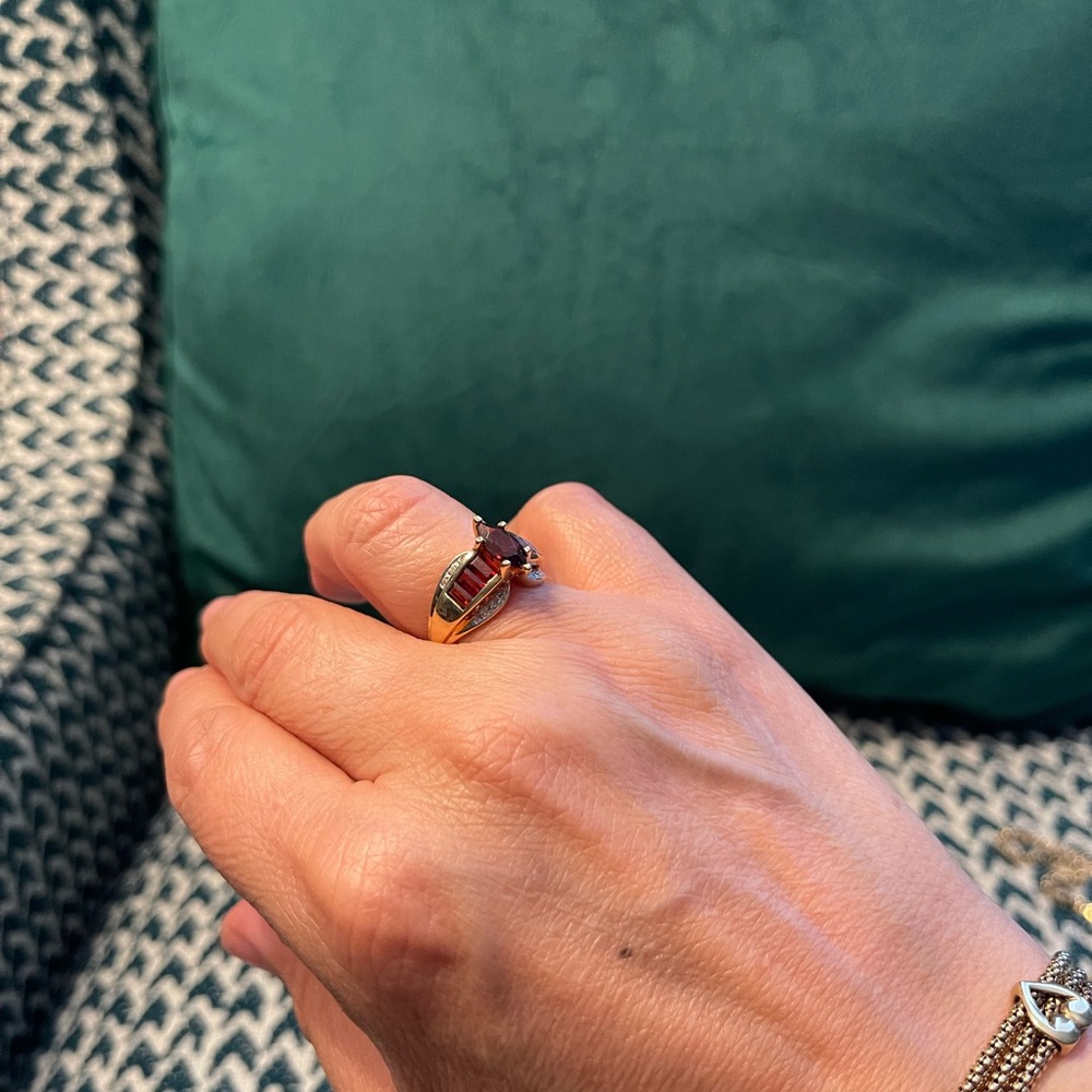 14k yellow gold diamond and garnet